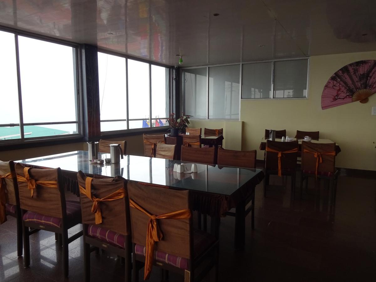 Jain Group Hotel Royal Residency Gangtok Bagian luar foto